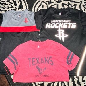 Houston Rockets and Texans Boys shirt bundle - 3 shirts
Sz m
